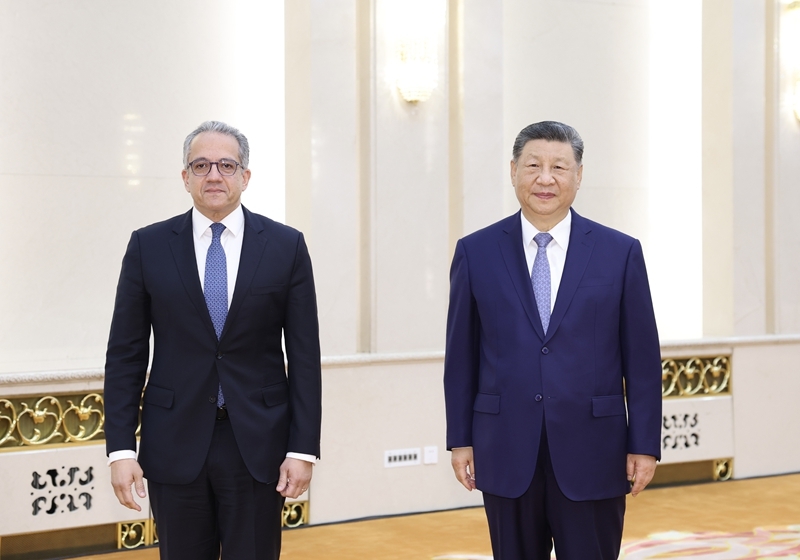 席大大会见联合国教科文组织总干事阿纳尼